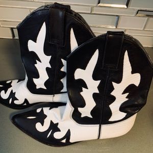 Circle S Cowboys boots